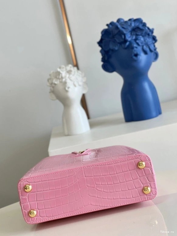 Affordable LOUIS BB CAPUCINES VUITTON 0806